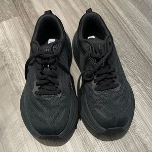 Bondi 8 HOKA size 6.5